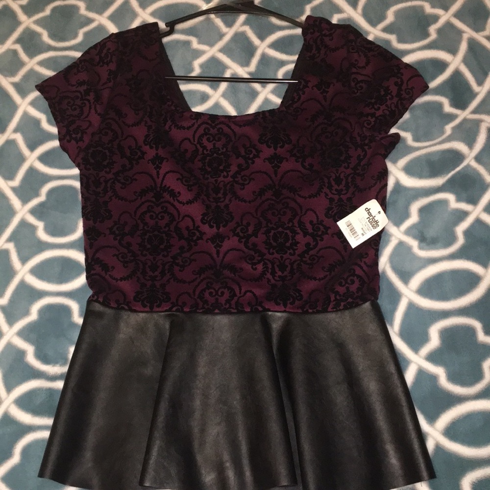 🌹🌺 Charlotte Russe maroon top! 🌹